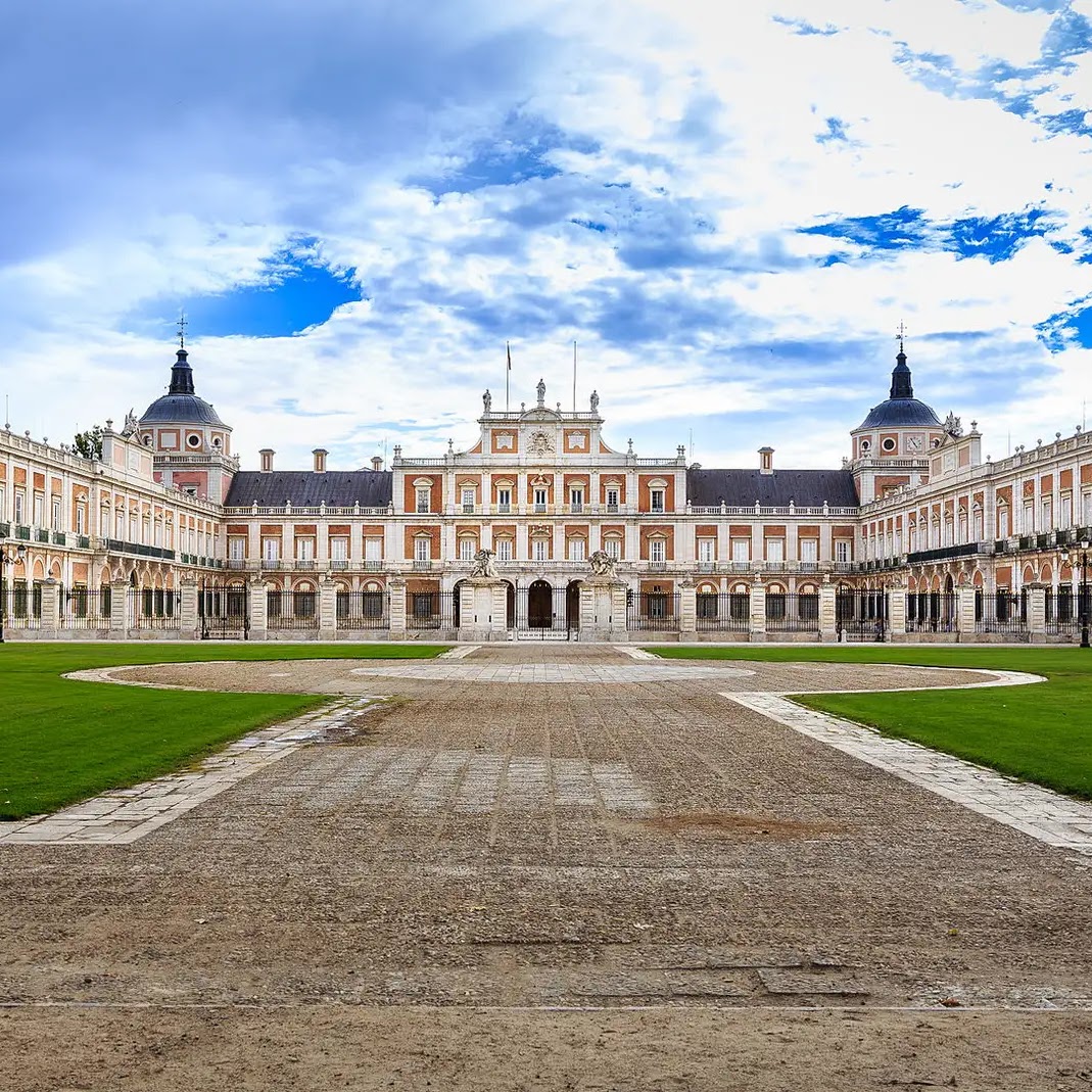 Photo showing the Royal Palace of Aranjuez