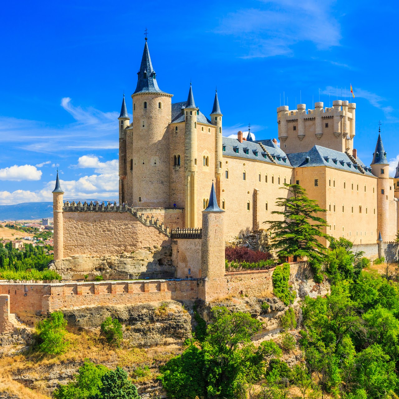 Photo showing the Alcazar of Segovia